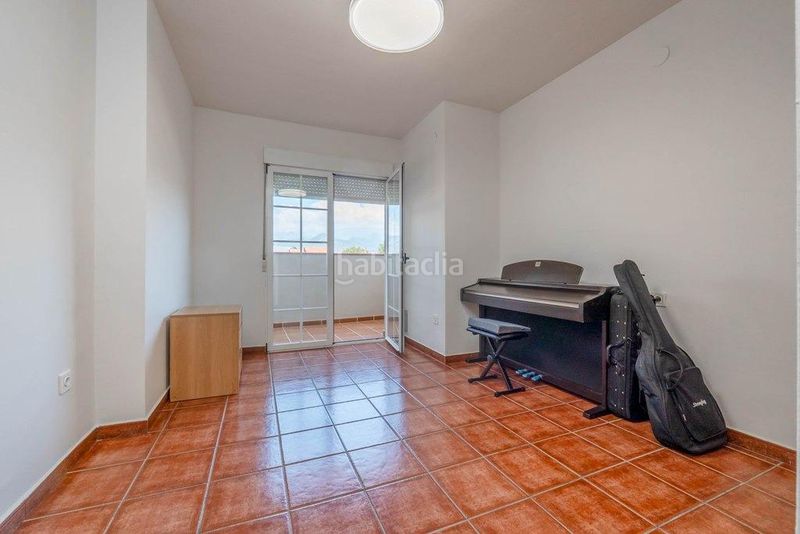 Foto b009602d-4c31-4512-8388-764ad2d0f06d. Chalet in calle calle reina sofía 31 in Villa de Otura