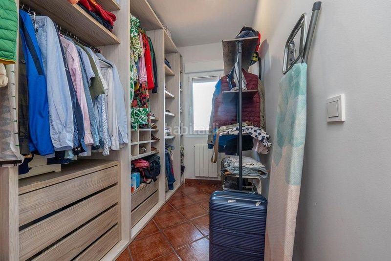 Foto b148c651-5276-4ff0-964d-fc566a222497. Chalet in calle calle reina sofía 31 in Villa de Otura