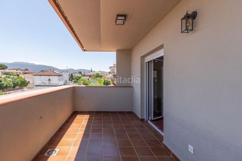 Foto b1b67ed5-7c1c-4769-a9d0-1c2d59084f5a. Chalet in calle calle reina sofía 31 in Villa de Otura