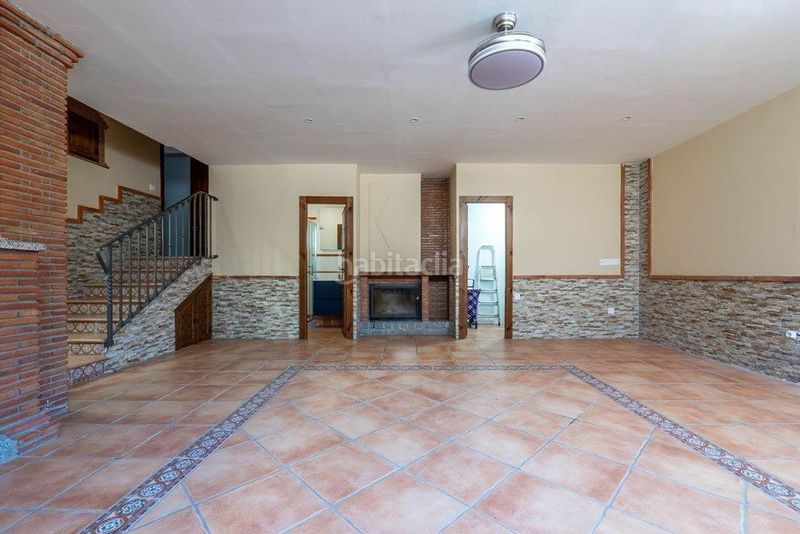 Foto cedbfa49-37ee-4020-8448-606082511b6c. Chalet in calle calle reina sofía 31 in Villa de Otura