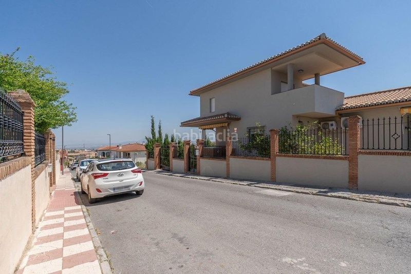 Foto fbec879f-6d9d-47be-8aba-10351dcb403a. Chalet in calle calle reina sofía 31 in Villa de Otura