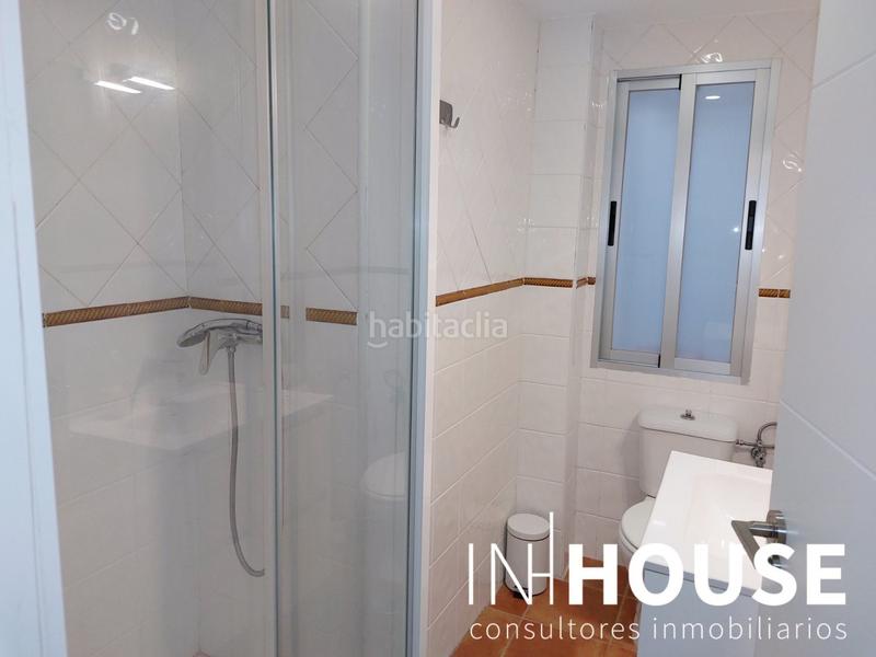 Foto 232d84dd-2e12-45ec-9424-d5bb60c6d7b0. Alquiler piso  de alquiler 3 dormitorios en el realejo en Granada