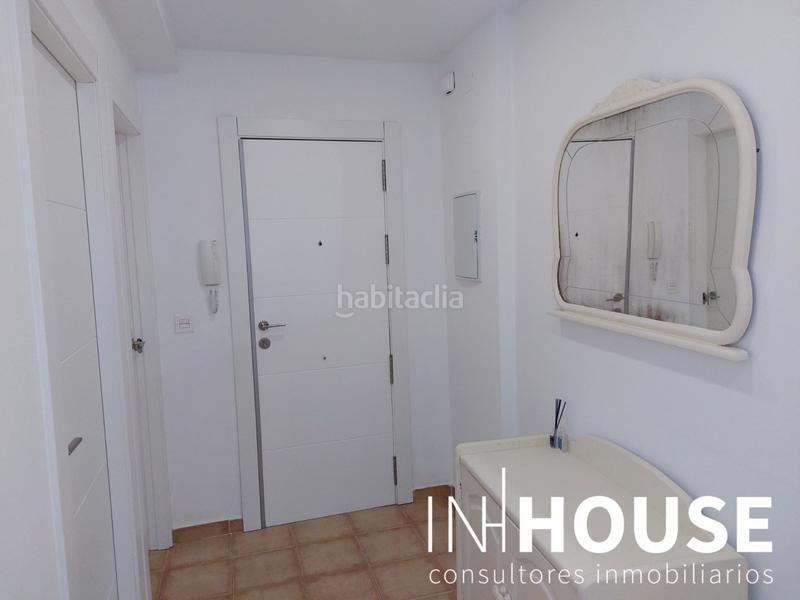 Foto e25fffdc-977b-4046-9a31-5c2db8adb379. Alquiler piso  de alquiler 3 dormitorios en el realejo en Granada