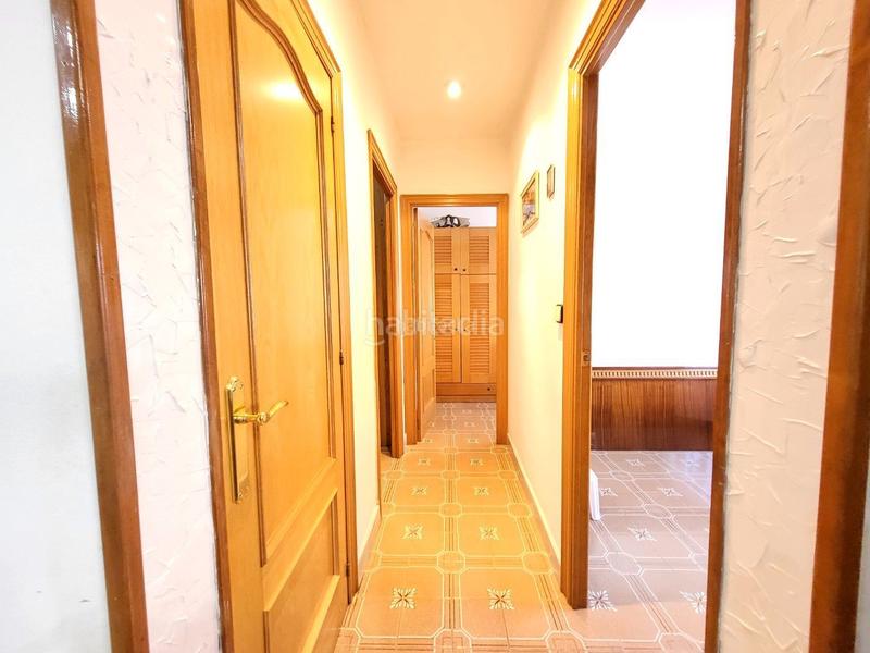 Foto 9381f075-2c76-4bba-a315-efb43ac5b51a. Casa en Nucli Urbà Esparreguera