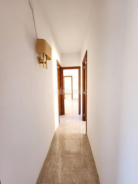 Foto d299bf54-9a30-440c-b46b-bcfaca60fbe9. Casa en Nucli Urbà Esparreguera
