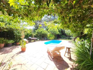 Haus in Roger de lluria. Casa con piscina y gran jardin en can rial