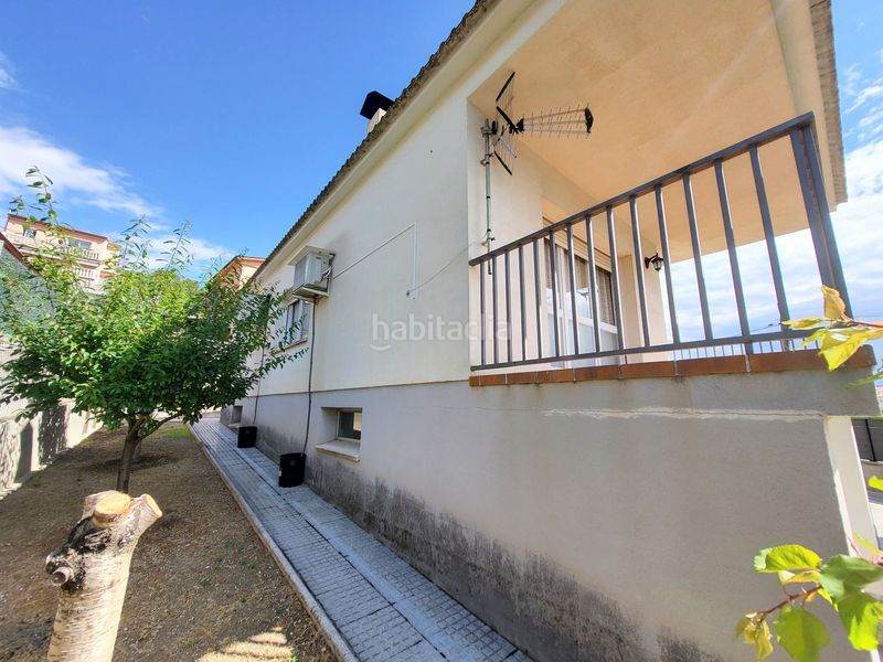 Foto e9505d2b-81b4-4894-b9e2-b21360f25b03. Casa a roger de lluria a Can Rial Esparreguera