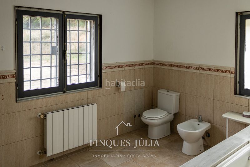 Foto 99b63903-b99c-4e52-a62f-36afa4418155. Casa amb xemeneia calefacció aparcament piscina a Maçanet de la Selva