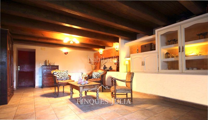 Foto afdace6a-16da-46b6-8b44-a67f39538049. Casa amb xemeneia calefacció aparcament piscina a Maçanet de la Selva
