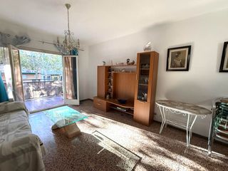 Appartement à Avinguda catalunya 10. Piso en venta cerca de la playa – oportunidad