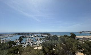 Flat  Passeig mestrança. Piso en primera línea de mar en blanes con licencia turística
