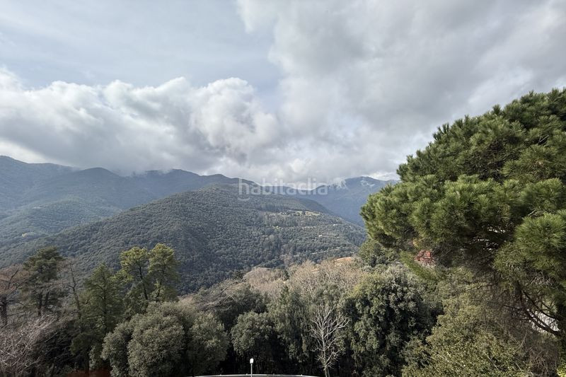 Foto 0c334808-9331-4e7e-b1ba-3911125d6ee3. Casa adossada amb xemeneia calefacció aparcament a Montseny