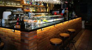Traspàs Local Comercial a Progrés - Pep Ventura. Traspaso de restaurante con salida de humos en el centro de bada