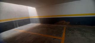 Aparcament cotxe a Carrer de lleó fontova 6. Se vende plaza de parking en badalona