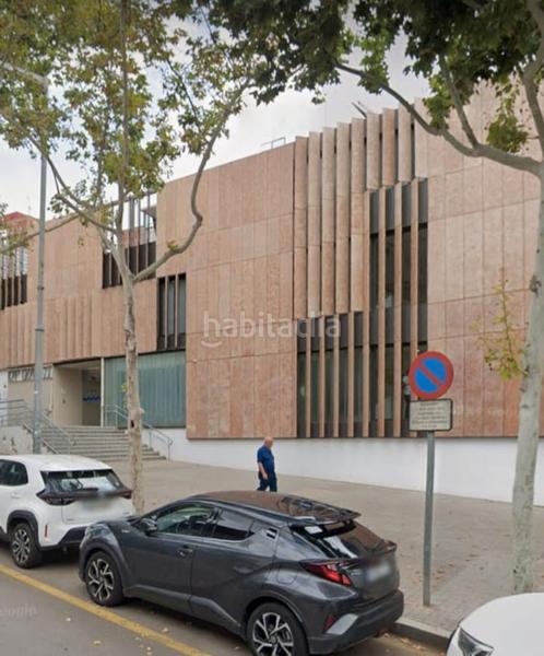 Foto 84e5df2b-8855-48a7-a595-206a19562680. Xalet a Llefià Badalona