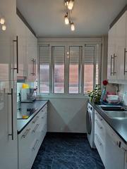 Appartement à Gorg. Piso de 3 habitaciones en av. marques de mont roig