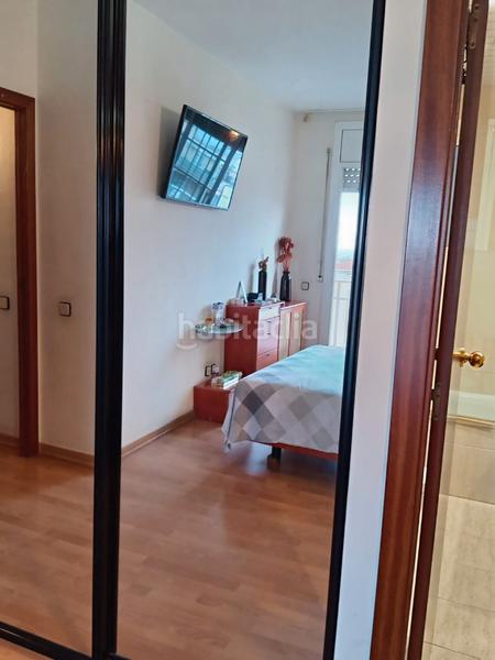 Foto 79fb2cfe-46b6-4e4e-9e94-6a05f52eee80. Etagenwohnung mit heizung parking in Bufalà Badalona