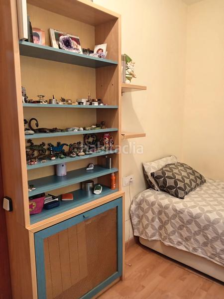 Foto aad7fee3-8ddc-488f-86ee-39597aa51aa4. Etagenwohnung mit heizung parking in Bufalà Badalona