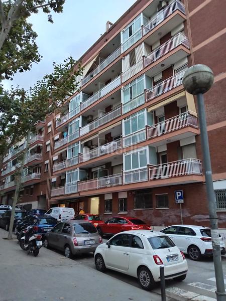 Foto b5dc4017-27c9-42c1-a5a2-d57579351967. Etagenwohnung mit heizung parking in Bufalà Badalona