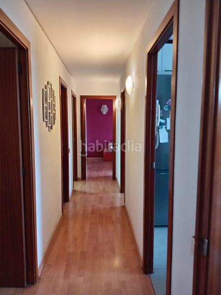 Foto d4496d75-26e6-4b2d-81b2-16f2fa5dd225. Etagenwohnung mit heizung parking in Bufalà Badalona