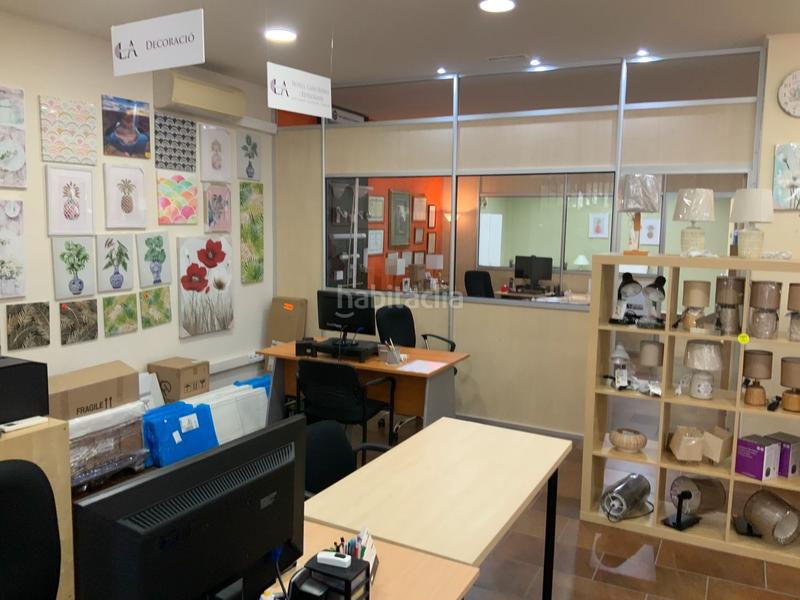 Foto 043abf2f-879a-4bdc-8672-4c9cef884be1. Local comercial precioso local comercial en Sant Celoni