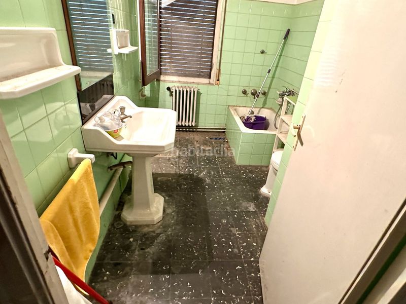 Foto e25c9f93-db23-4081-9d04-bdbbe265437d. Casa adossada a Sant Celoni