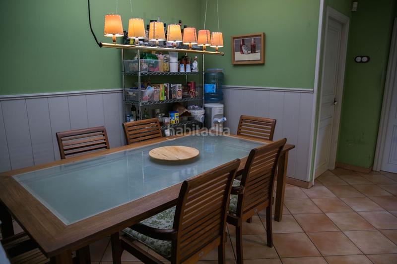 Foto 3ece2dcc-2e7c-4099-a7ea-c821cc0ce272. Casa amb calefacció a Llinars del Vallès