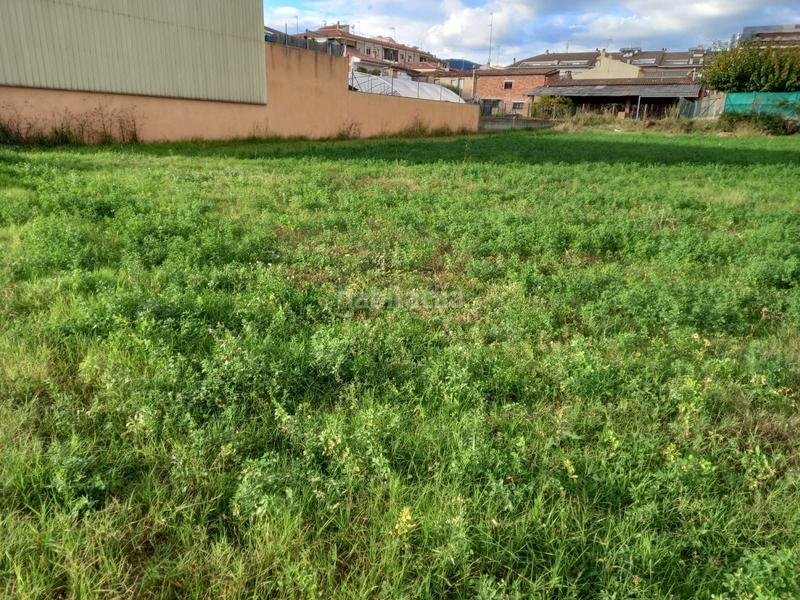 Foto 93509c44-9d32-4823-9312-5987f52ec64e. Terreny residencial a Breda