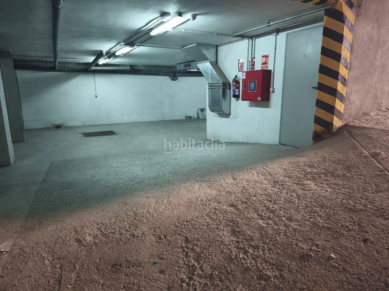 Foto 058944e0-3538-4494-9144-3d392e69cb0b. Aparcament cotxe a Sant Celoni