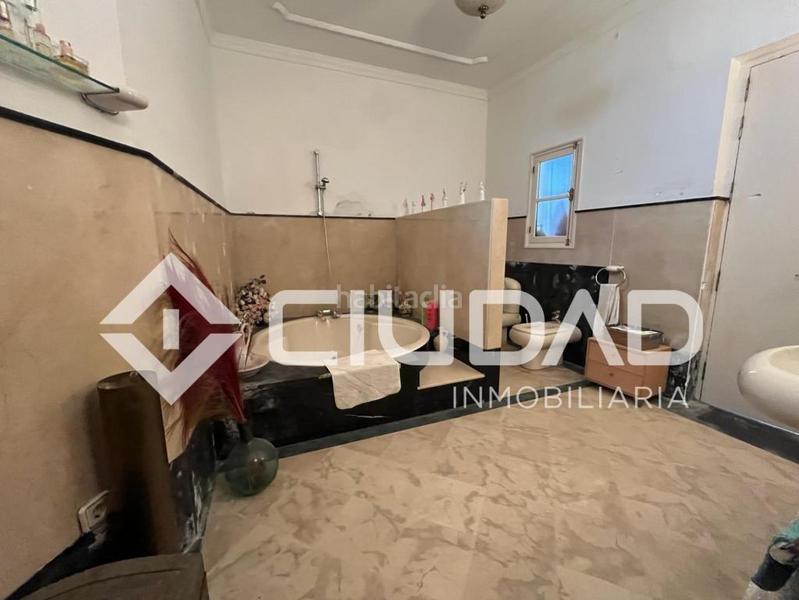 Foto 0779883d-acfb-47b6-b56f-c22d3d9c819a. Casa con parcheggio in Centro-Calzada-Cabo Noval Sanlúcar de Barrameda
