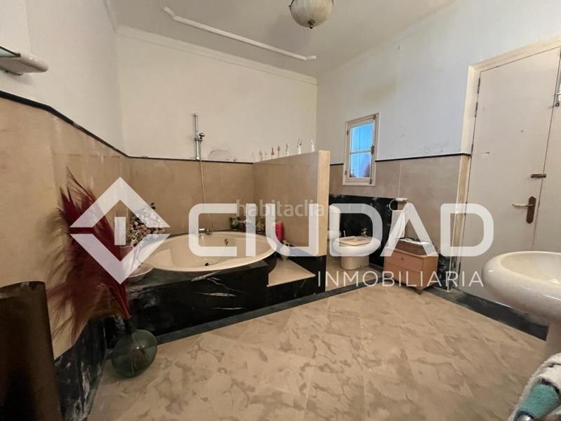 Foto 5a538069-347b-4f1c-ae7a-222f57fc4620. Casa con parcheggio in Centro-Calzada-Cabo Noval Sanlúcar de Barrameda