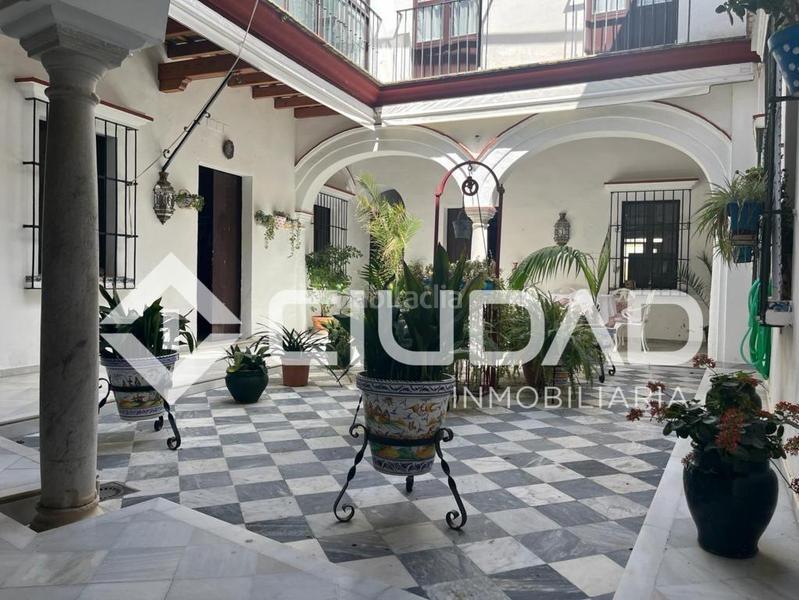Foto 6f2bb85c-ebab-476c-8b2d-bbcabee5865c. Casa con parcheggio in Centro-Calzada-Cabo Noval Sanlúcar de Barrameda