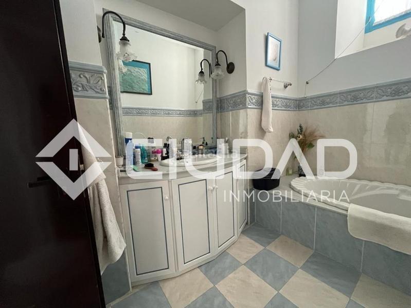 Foto 7213f4ea-6435-438c-9439-ed6db0a032ff. Casa con parcheggio in Centro-Calzada-Cabo Noval Sanlúcar de Barrameda