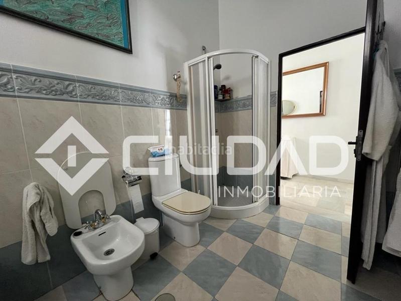 Foto 9228e971-fd27-4fb3-a6a0-986d2b87cfea. Casa con parcheggio in Centro-Calzada-Cabo Noval Sanlúcar de Barrameda