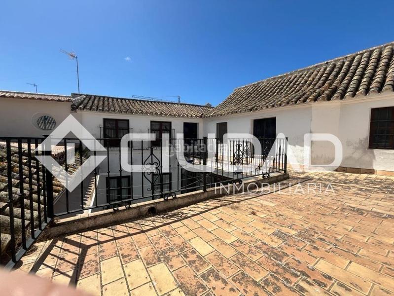 Foto abcce58e-bd8c-4344-a966-496f4bd0a88e. Casa con parcheggio in Centro-Calzada-Cabo Noval Sanlúcar de Barrameda