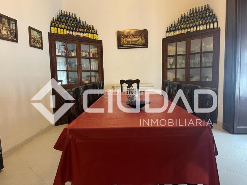 Foto b004269e-d030-46fd-8814-e6dc3dc6318c. Casa con parcheggio in Centro-Calzada-Cabo Noval Sanlúcar de Barrameda