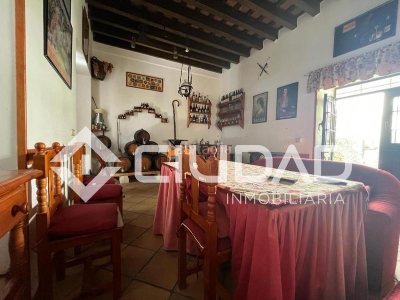 Foto db8abbe1-516b-4412-8c8d-fab32de99a65. Casa con parcheggio in Centro-Calzada-Cabo Noval Sanlúcar de Barrameda