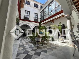 Casa en Centro-Calzada-Cabo Noval. Casa seorial el casco histrico