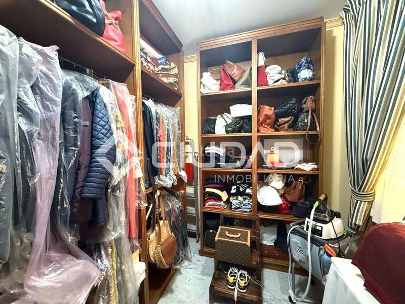 Foto 31937f86-6f2c-42b9-bec7-e89ad156ad79. Piso  a la venta en calle hermano fermín en Centro-Calzada-Cabo Noval Sanlúcar de Barrameda