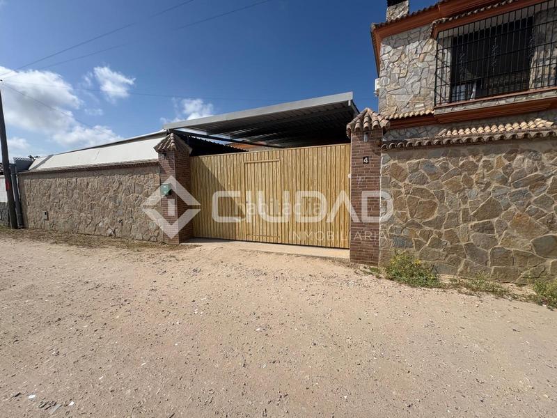 Foto e50ca2ac-89af-4262-a90a-d76fe0517997. Casa chalet rústico en cabeza la vaca en La Jara Sanlúcar de Barrameda