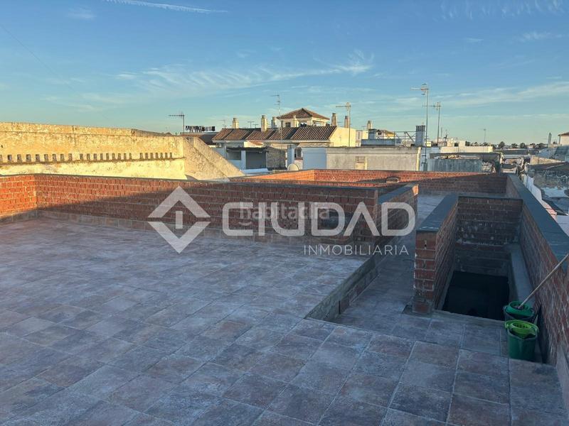 Foto a420fac1-567c-4ae2-8cdc-5543a00278d6. Edifici a Ayuntamiento-Barrio Alto Sanlúcar de Barrameda