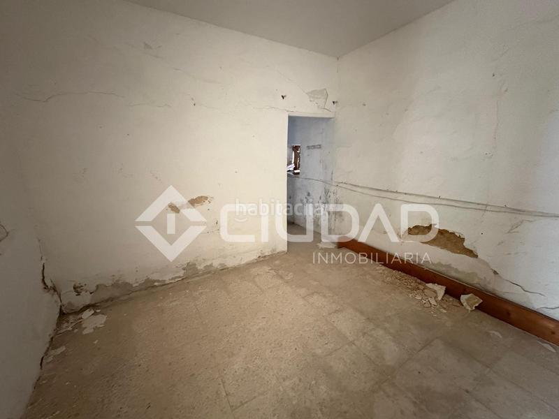 Foto 06883cf5-4e68-4216-a786-7e771ca16921. Casa  de esquina a reformar en muro alto, barrio alto en Sanlúcar de Barrameda