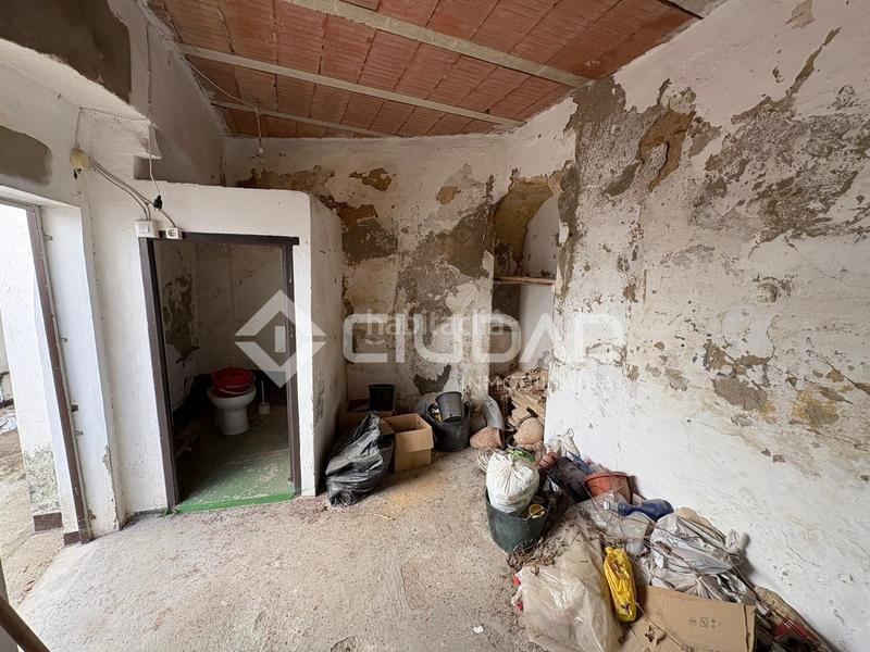 Foto 384700aa-7ef3-4317-a5ce-2e0587ddfbaa. Casa  de esquina a reformar en muro alto, barrio alto en Sanlúcar de Barrameda