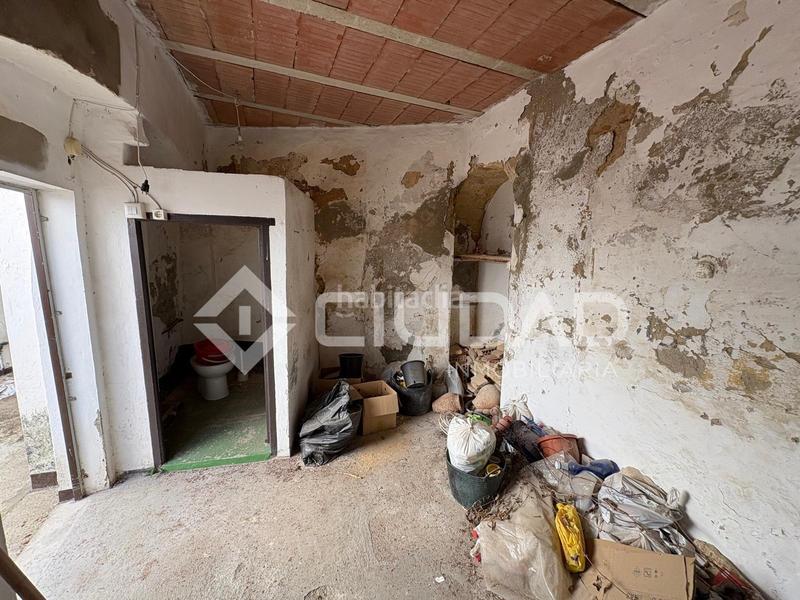 Foto c3391853-3870-45da-939e-0d179621fd4d. Casa  de esquina a reformar en muro alto, barrio alto en Sanlúcar de Barrameda