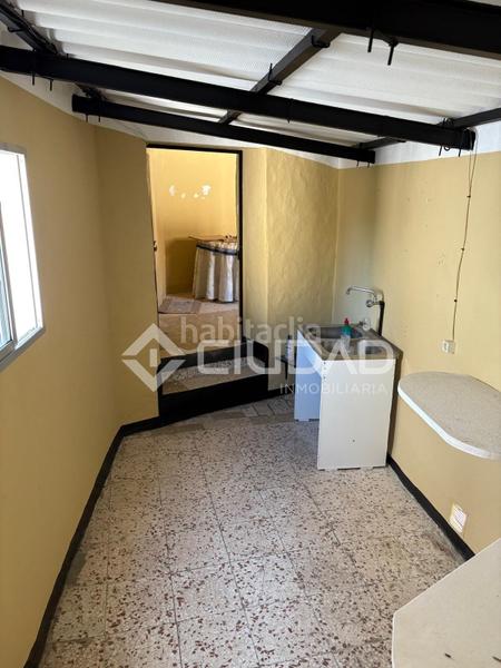 Foto f1095de7-7951-4962-98f9-caee1103d620. Casa  de esquina a reformar en muro alto, barrio alto en Sanlúcar de Barrameda