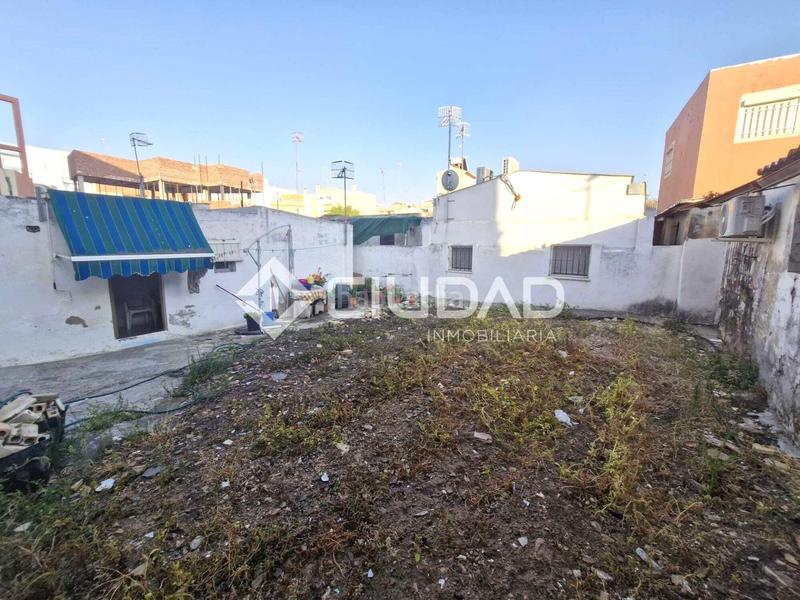 Foto 330d8b3a-5ca8-4766-a359-a417d953b844. Casa a V Centenario-Piletas-Capuchinos Sanlúcar de Barrameda