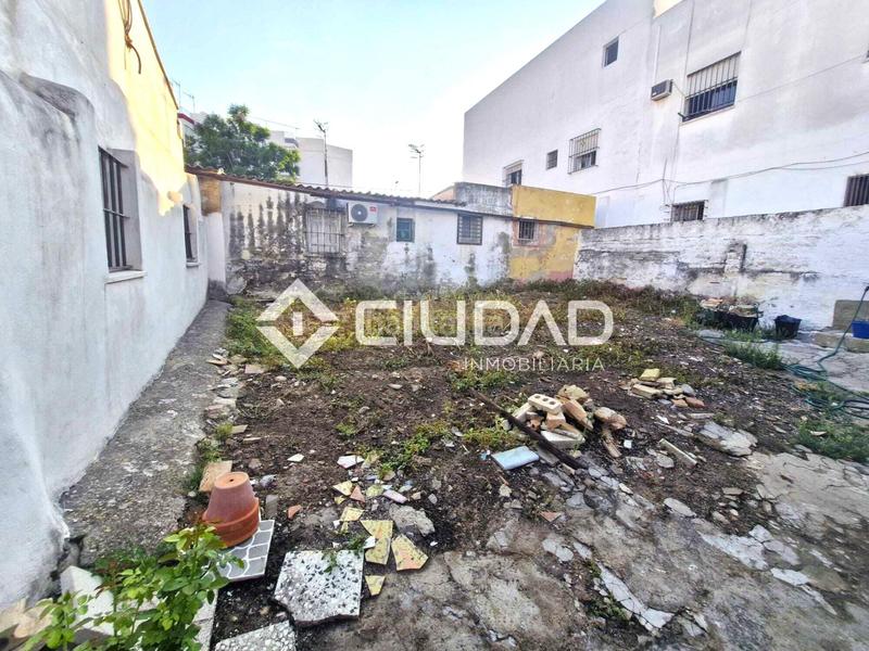 Foto 7043654b-29e8-4fb0-9f50-cbaf202e6f22. Casa a V Centenario-Piletas-Capuchinos Sanlúcar de Barrameda