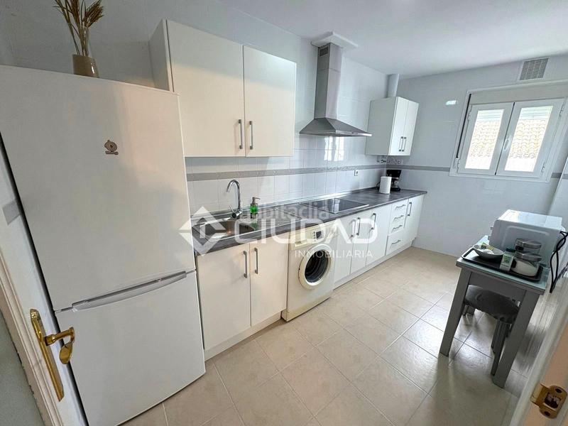 Foto dfe64e7e-ab0c-40da-9817-b3f33b4acb60. Flat with parking in Ayuntamiento-Barrio Alto Sanlúcar de Barrameda