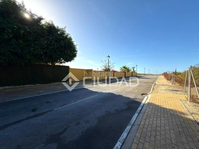 Foto 9aa65e50-28b9-4c74-a1eb-c37fa8577e97. Xalet amb aparcament piscina a Martín Miguel Sanlúcar de Barrameda