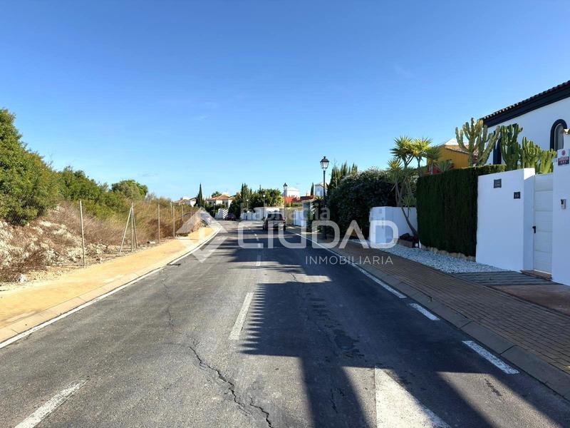 Foto c09c3a1f-81bd-421d-98f5-4fed80f6bc36. Xalet amb aparcament piscina a Martín Miguel Sanlúcar de Barrameda